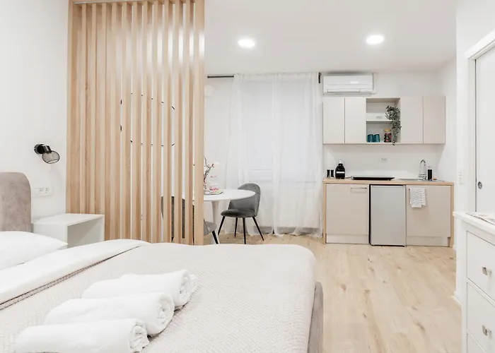 Classy & Cozy 2 * Ljubljana